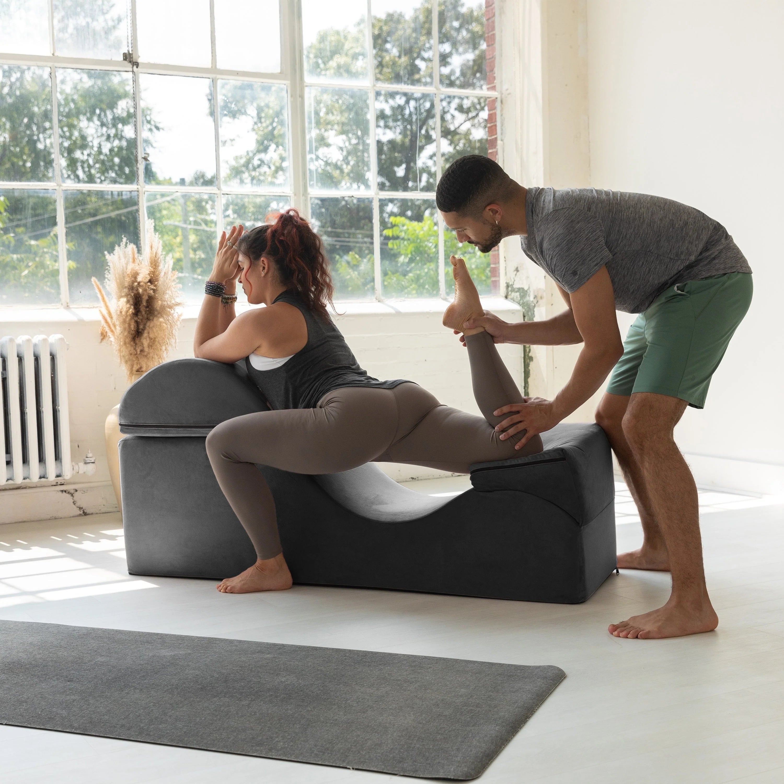 Avana Kami Convertible Chaise / Yoga & Massage - 2-In-1 Ottoman with Concealed Fold Out Yoga Lounge Chair, Microvelvet - N/A