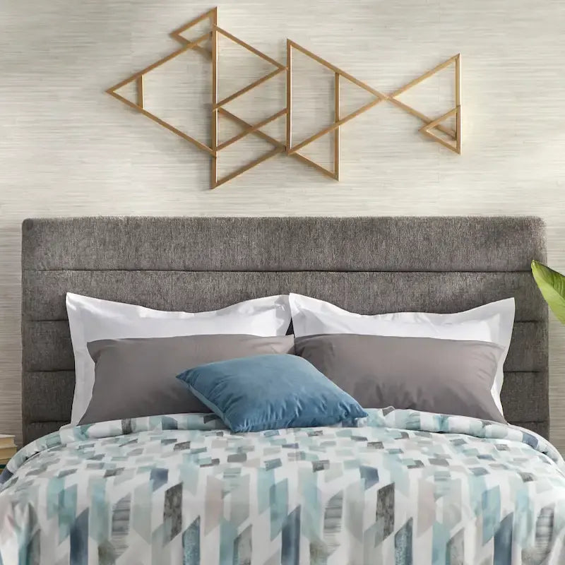 Lifestorey Raquel Channel Back Queen Upholstered Bed
